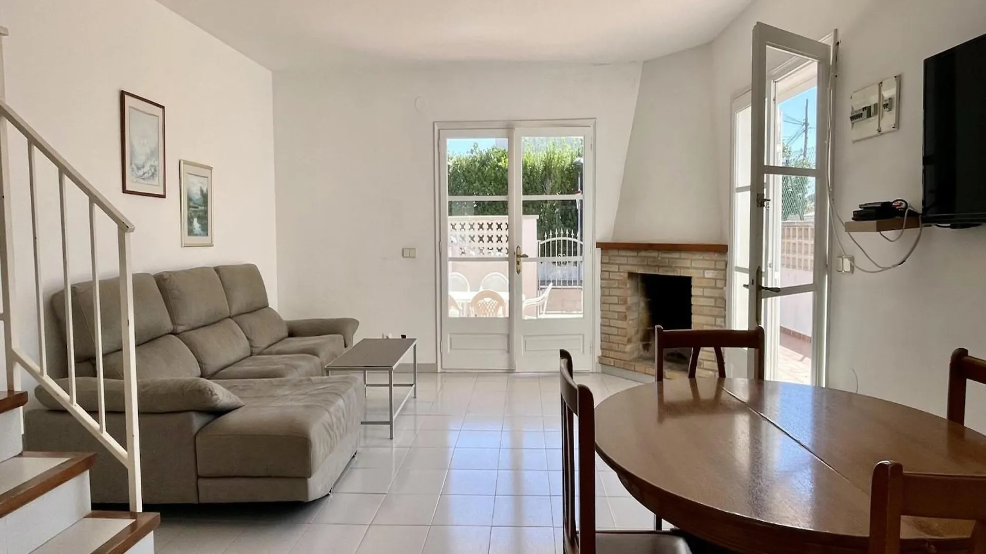 Casa La Vinya 16 3D Villa L'Escala Holiday home