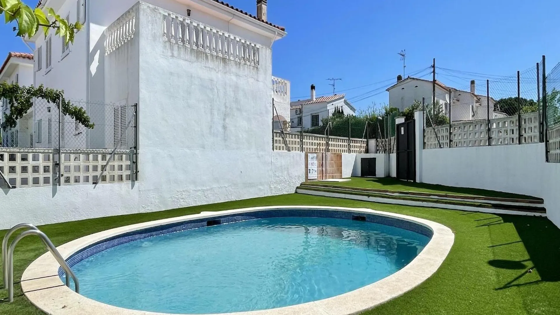 Casa La Vinya 16 3D Villa L'Escala Holiday home